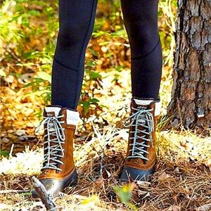 New The North Face Shellista II Mid Boots Women’s Sweater Boots size 8.5